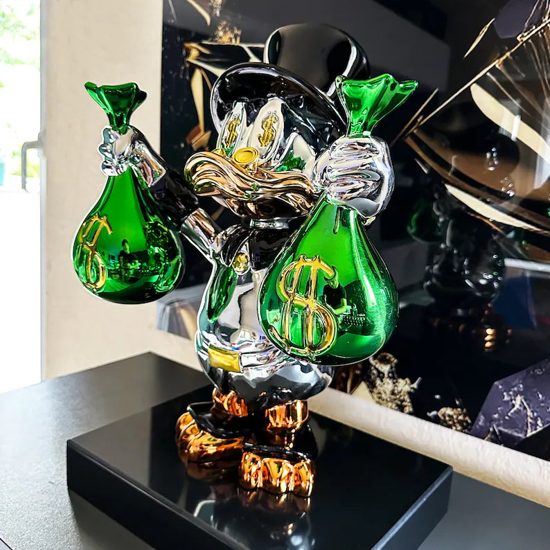 Escultura na cor verde