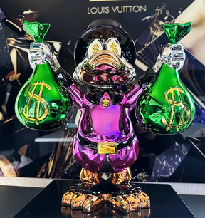 Escultura na cor platinum