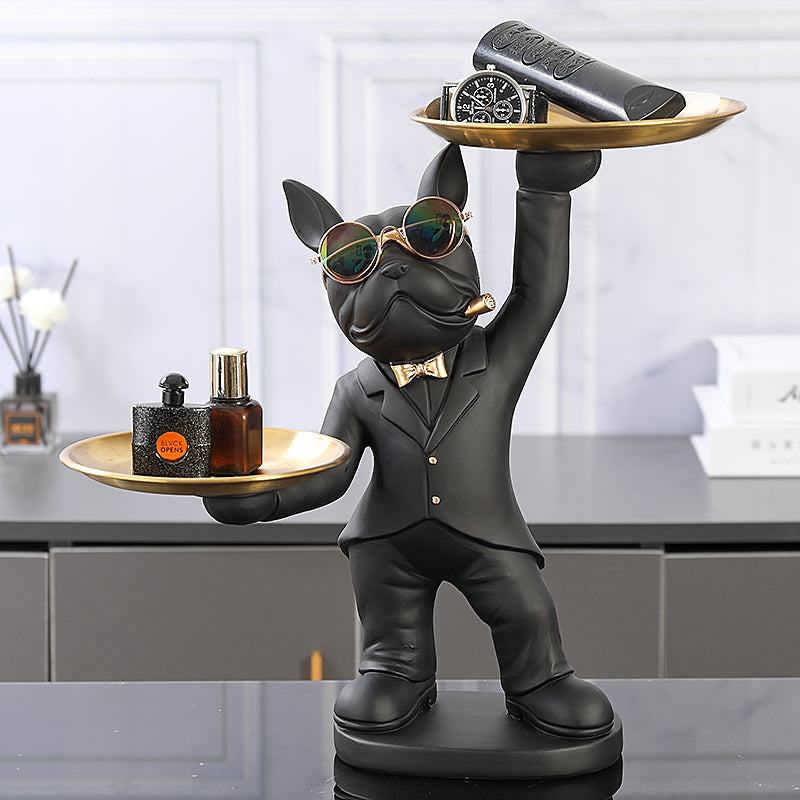 Escultura na cor preto